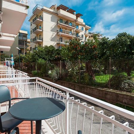 Appartement Orange Street Studio à Sorrente Extérieur photo